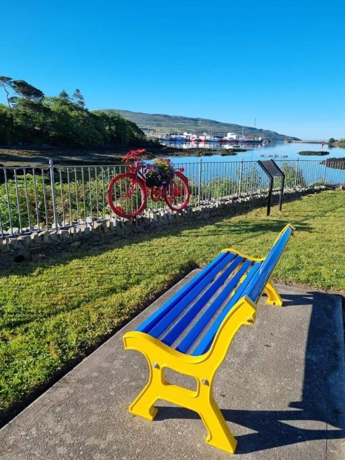 Escape To The Beara Peninsula. Apartment Castletownbere Exterior photo